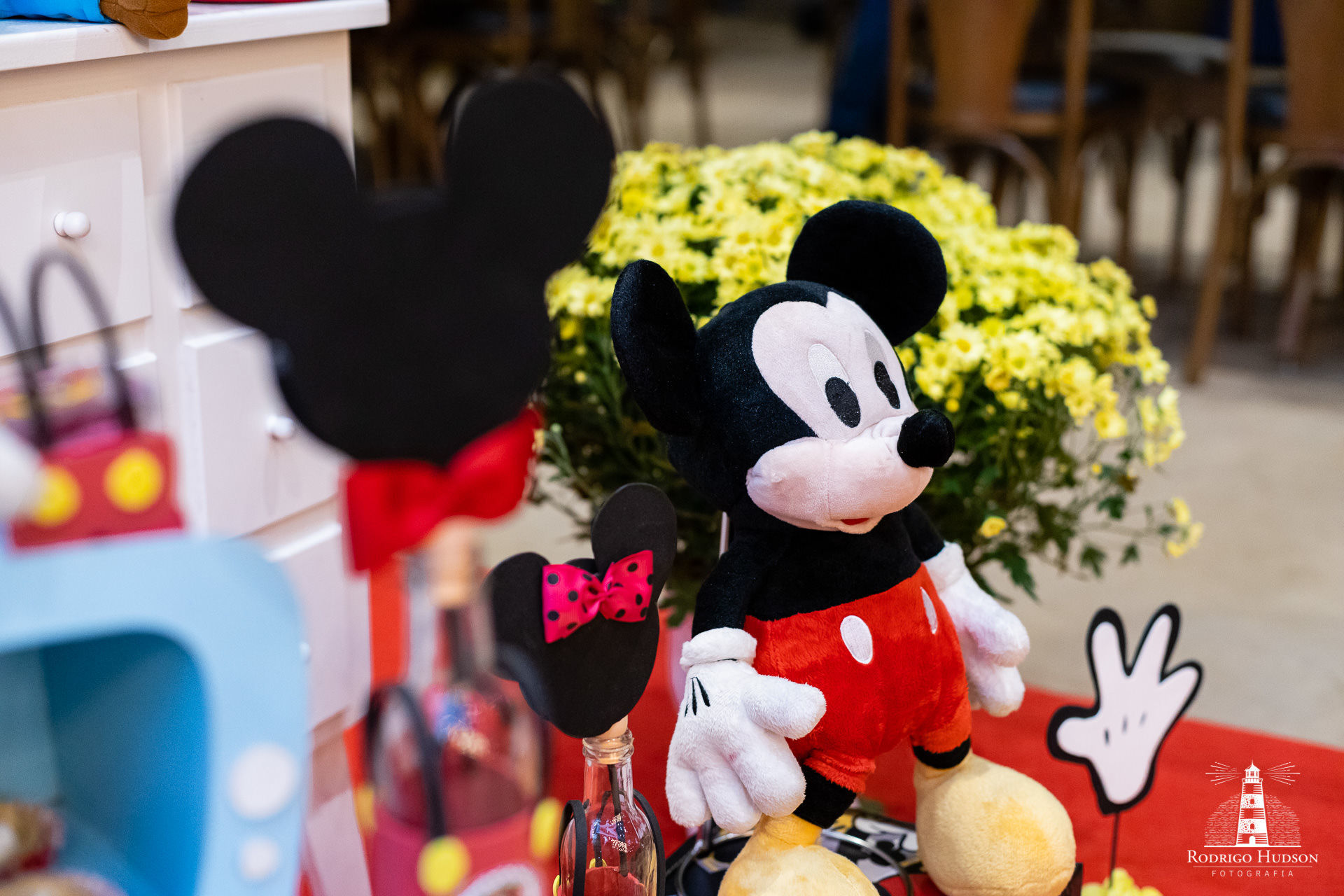 Foto O Mickey e o Mateus em seu aniversário de 1 ano Foto O Mickey e o Mateus em seu aniversário de 1 ano - Imagem 1