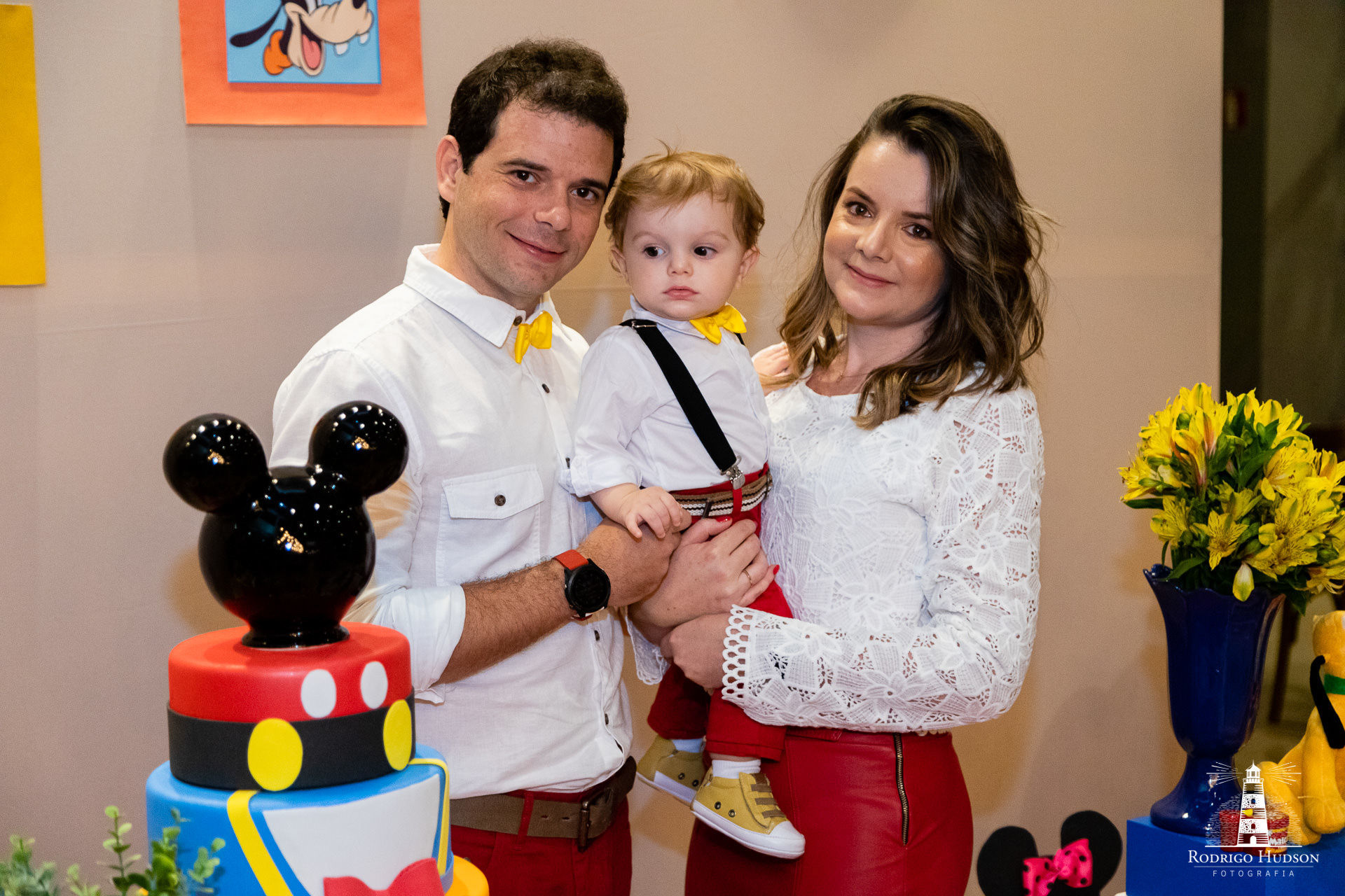 Foto O Mickey e o Mateus em seu aniversário de 1 ano Foto O Mickey e o Mateus em seu aniversário de 1 ano - Imagem 2